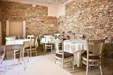 Ristorante storico nel centro a Pisa