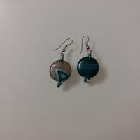 Orecchini donna lobo forato pietra verde grigio