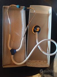 Stetofonendoscopio marca Erka
