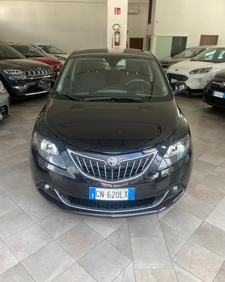 Lancia Ypsilon 1.0 FireFly 5 porte S&S Hybrid Silv