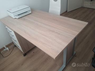 Scrivania ufficio con cassettiera – stile moderno