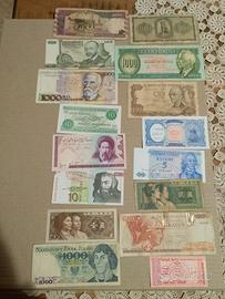 Lotto 16 banconote straniere. 