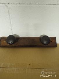 Portaaudiocassette in legno, Appendiabiti in legno