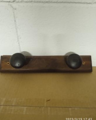 Portaaudiocassette in legno, Appendiabiti in legno