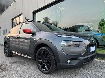 Citroën C4 Cactus 1.2 PureTech 110cv - Shine