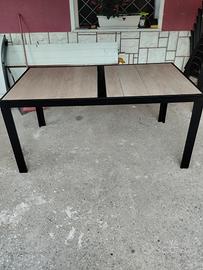 Tavolo in alluminio e gres finto legno 