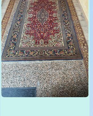 Tappeto persiano usato