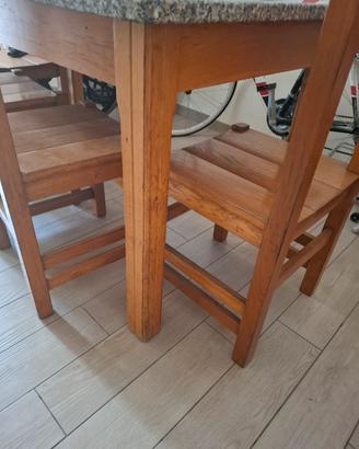 Tavolo  da cucina in rovere con 6 sedie 