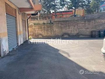 Gravina San Paolo garage deposito