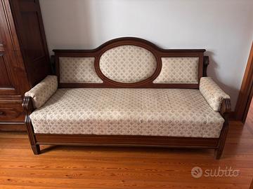 Divano letto in noce massello primi ‘900