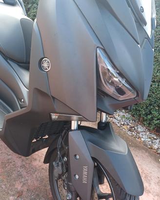 Yamaha XMax 300