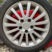 cerchi e gomme Suzuki 
