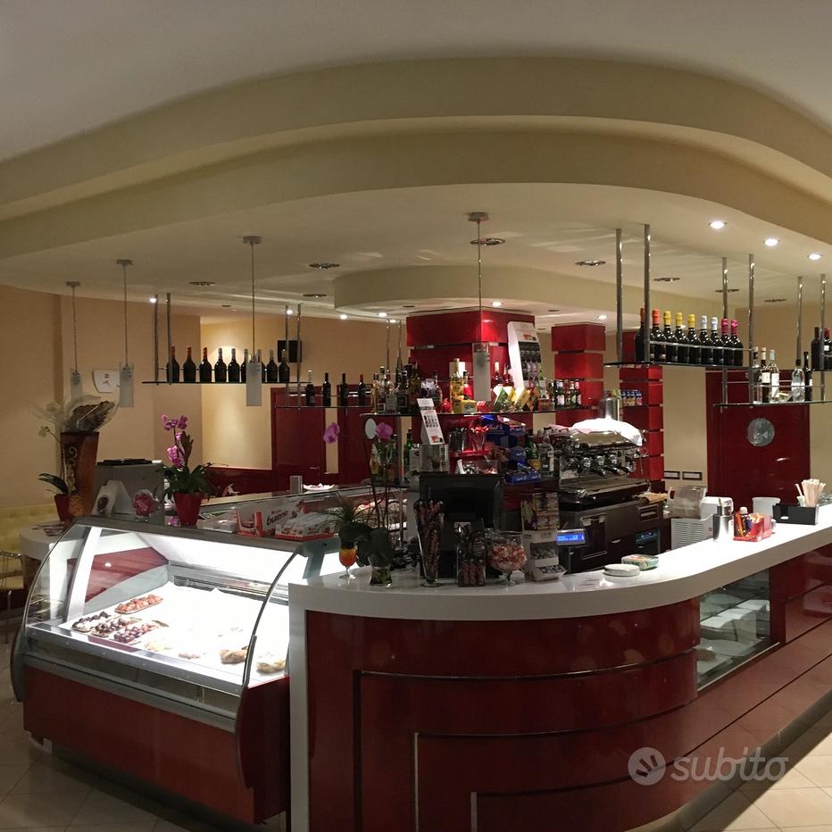 Bancone Bar e Retro Banco Acciaio 3,6 Metri - Attrezzature di lavoro In  vendita a Pescara