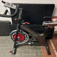 Spin bike HIGH MUSTER SP 8900