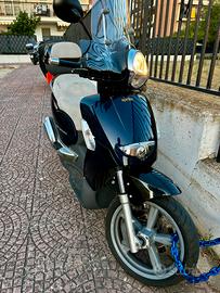 Scarabeo 250cc -2013