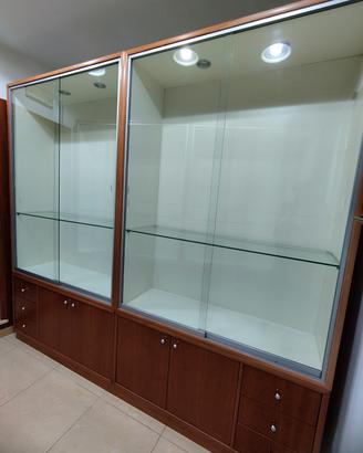 arredamento per negozio 