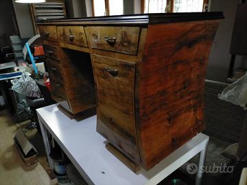 scrittoio anni 50 in radica di noce