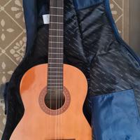 Chitarra classica Yamaha C40 + custodia