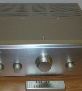 Amplificatore High-End Pioneer A-07 (no A-7)