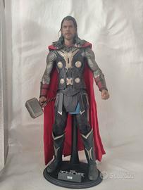Hot Toys Thor – Thor The Dark World (1/6 Scala)