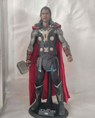Hot Toys Thor – Thor The Dark World (1/6 Scala)