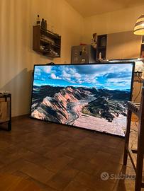 LG  4K 84”