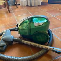 Aspirapolvere senza sacco HOOVER