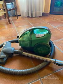 Aspirapolvere senza sacco HOOVER
