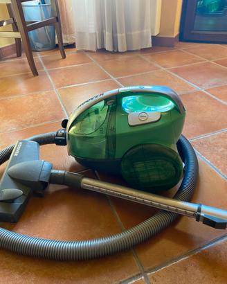 Aspirapolvere senza sacco HOOVER