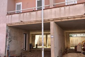 Ussana. Villetta a schiera quadrivano con cortile