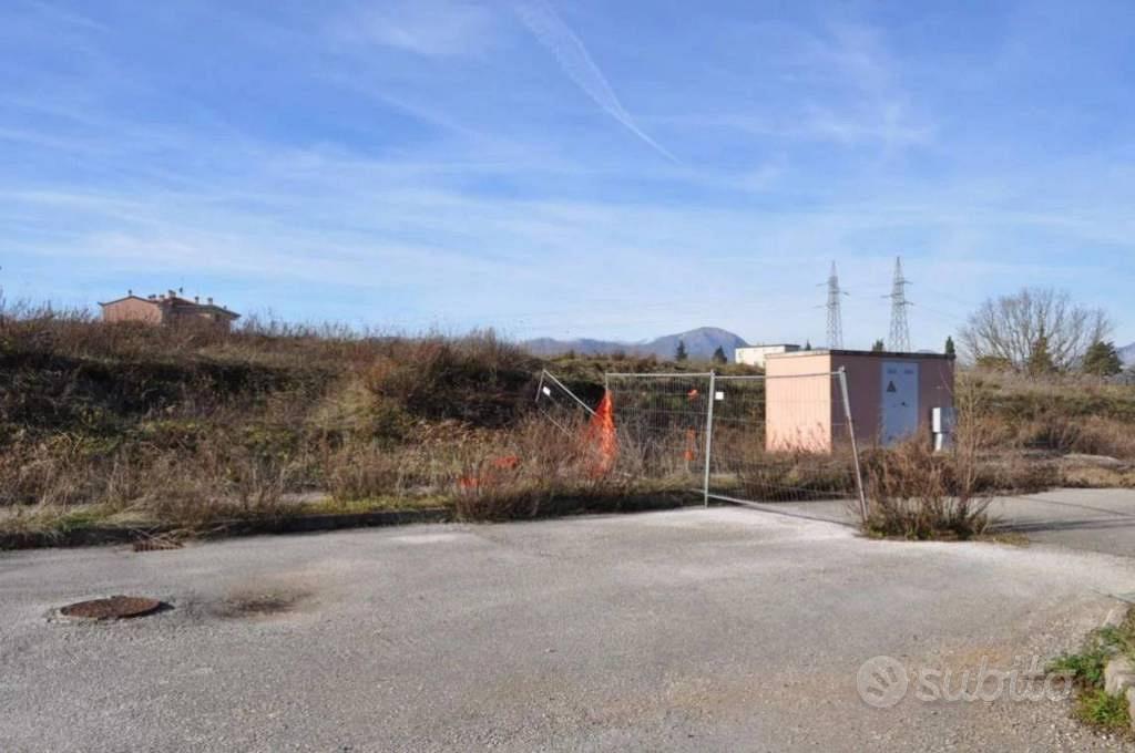 Immobile in asta di 7392 m² a Fabriano - Vista 2