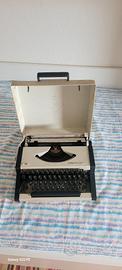 tbm de luxe  UNIS  ANNI 70 MACCHINA DA SCRIVERE