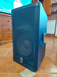 Coppia diffusori Yamaha DXR12 1100 W