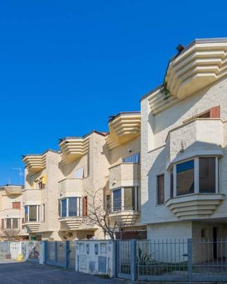 Villetta a schiera di 162 m² con più di 5 locali e