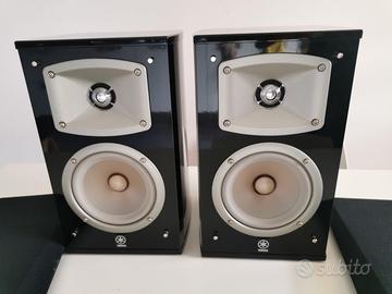 Coppia di casse audio Yamaha NS 333