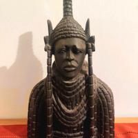 Mezzo Busto in ebano Oba del Benin