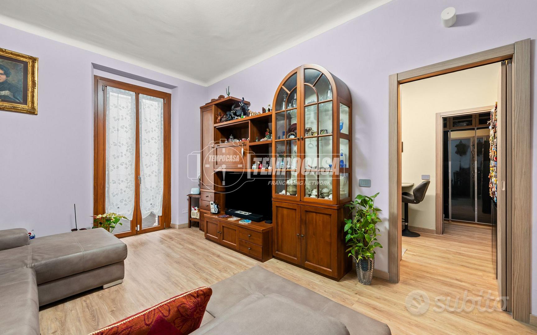 QUADRILOCALE DOPPI SERVIZI CITTÁ STUDI - Vista 3