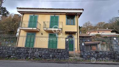 Appartamento indipendente - Milo