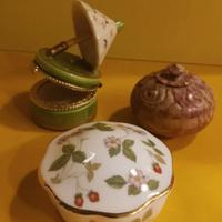 3 Scatoline in marmo e ceramica