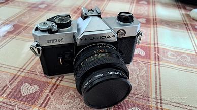 Macchina fotografica Fujica STX-1