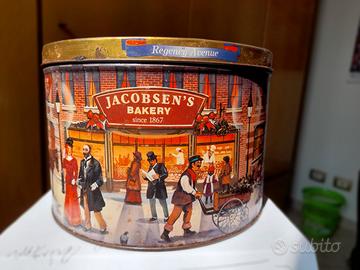 Scatolo in Latta  di biscotti  Danesi anno 1987---