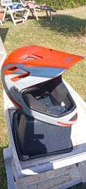 casco da bicicletta bell