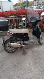 scarabeo 125