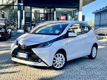 Toyota Aygo 1.0 VVT-i 69 CV 5 porte x-wave