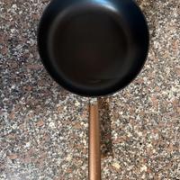 Padella saltapasta della linea Joe Bastianich Ø 26