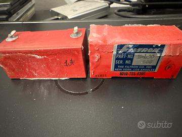 Coppia condensatori Filtron americani 1uF