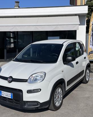 Fiat Panda 1.0 Hybrid Street Van 4 posti