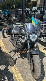 Kawasaki Vulcan S 650 del 2022 con 2200 km 