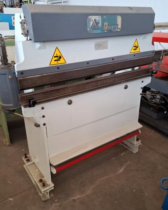 Pressa piegatrice pneumatica Omag 10/1050
