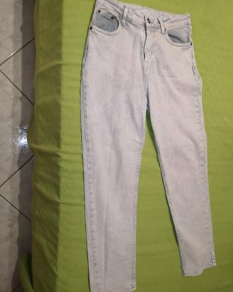 pantaloni in jeans